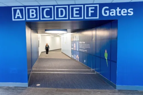 Entrance of the Terminal 3 interim corridor at SFO